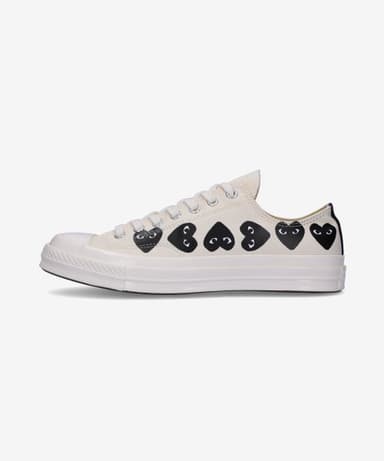 Comme des Garçons Play x Converse Chuck 70 Multi Heart Low-Top Sneakers - Beige / P1K1262