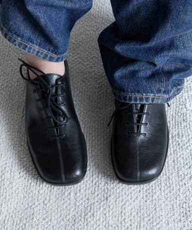 Tie Loafer · Tie Loafer / Black