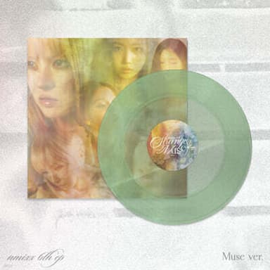 (Full Product) NMIXX - 6th Mini Album : Strange Muse [LP Ver.][Muse Ver.]