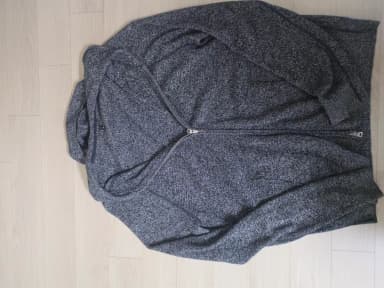 Ttieri Hooded Zip-Up (XL)