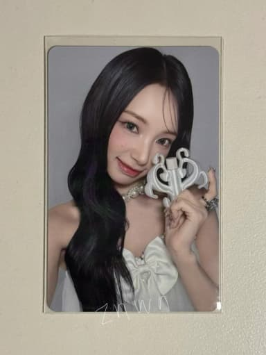 Lissenn Won-i Lip Balm Album Photocard Poca