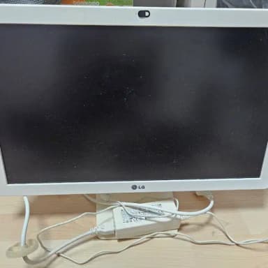 LG22V24 LG 데스크탑 판매합니다