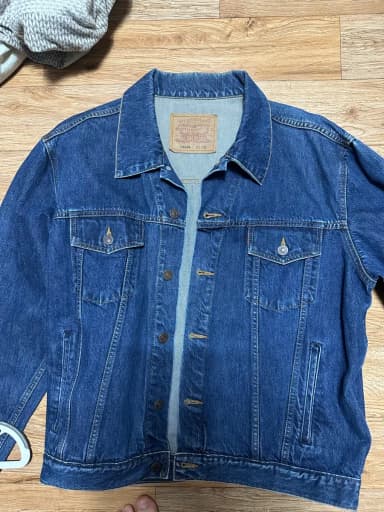 Levi's Denim Jacket 105