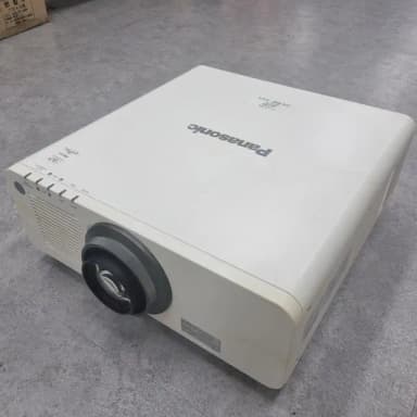 파나소닉 PT-DX100 10000안시 600인치 XGA 중고 빔프로젝터
