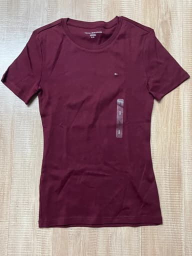 Tommy Hilfiger Short Sleeve T-Shirt S/P Brand New